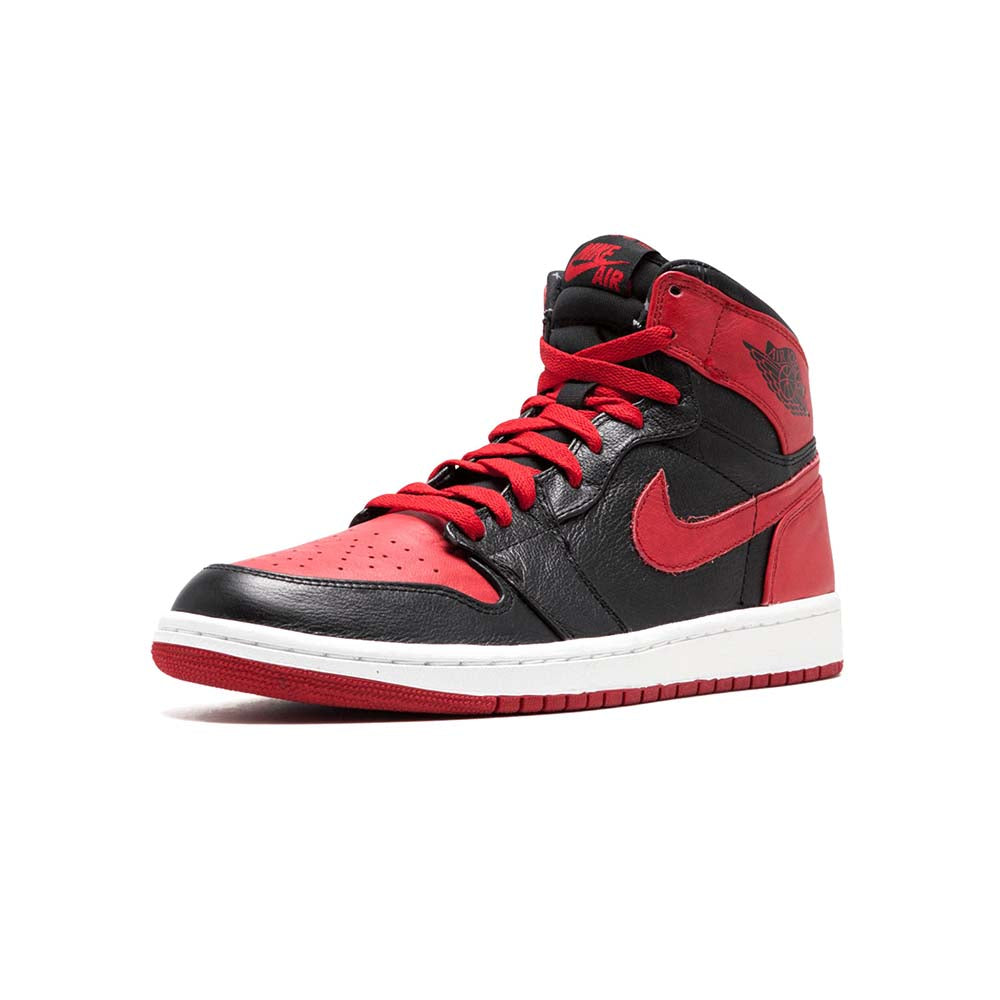 Air Jordan 1 Retro High 'Banned' 2011